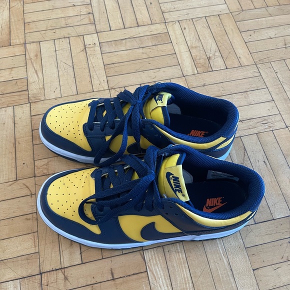Dunk Low Michigan 2021 - Picture 3 of 11